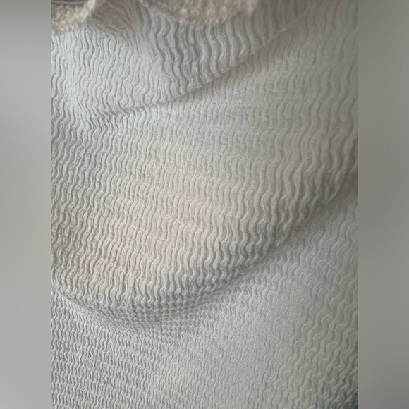 White Cropped Top - Picture 6 of 10